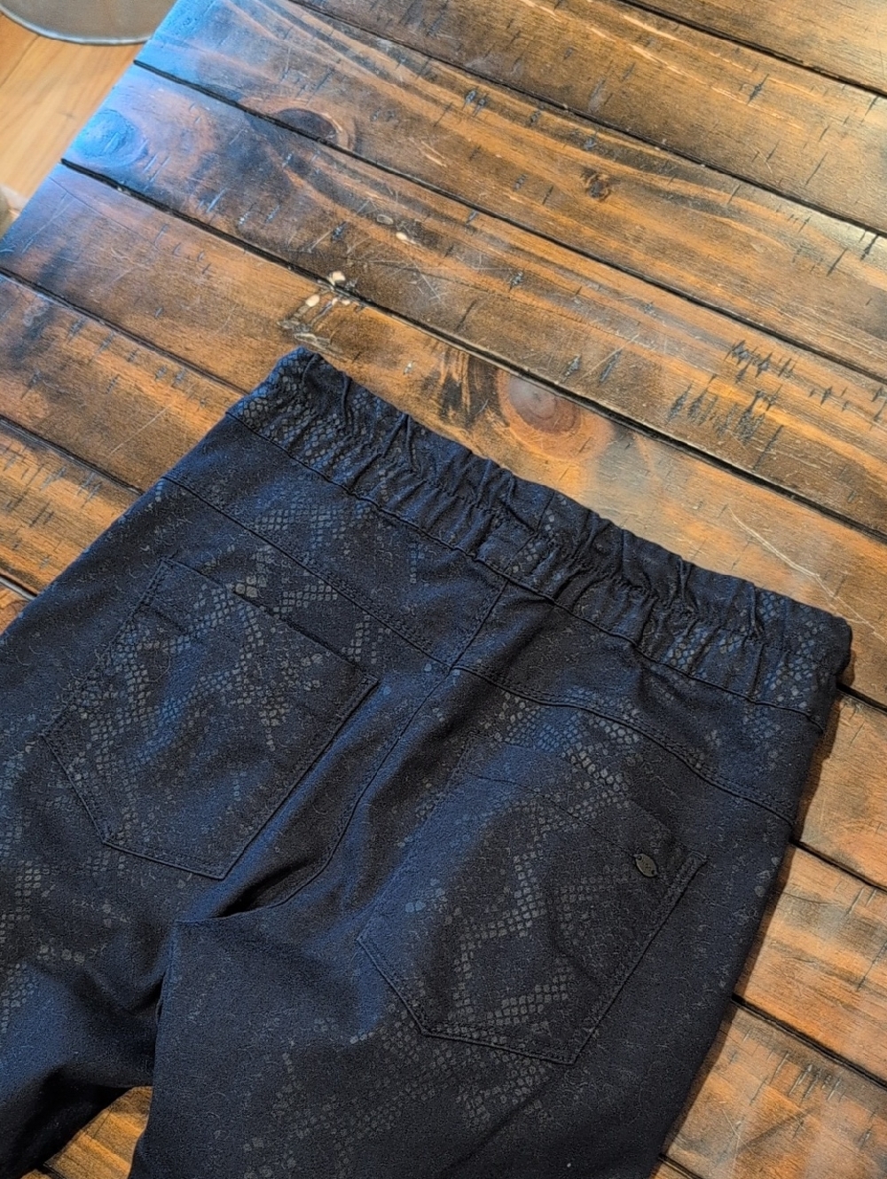 Bevy Flog Python Snake Pant Shely - Picture 6 of 7